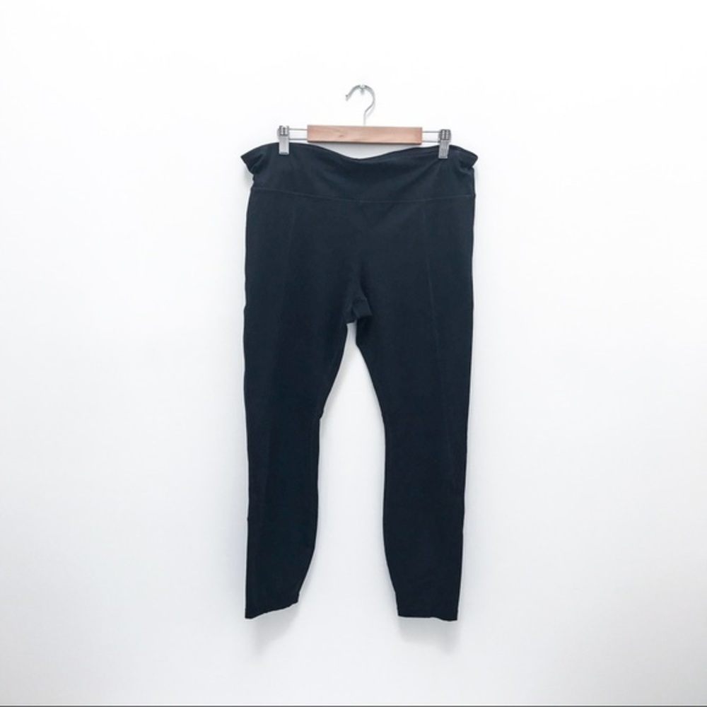 GapFit High Rise Capris Sculpt Compression - Picture 3 of 7